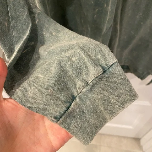 PINK Victoria's Secret Green Acid Wash Long Sleeve Henley Shirt - Picture 6 of 6